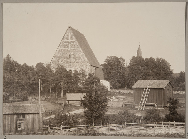 Lohjan Pyhän Laurin kirkko
Ståhlberg K. E., kuvaaja 1890–1899 
Museovirasto - Musketti