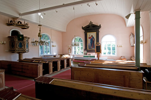 Sammatin kirkon kirkkosali