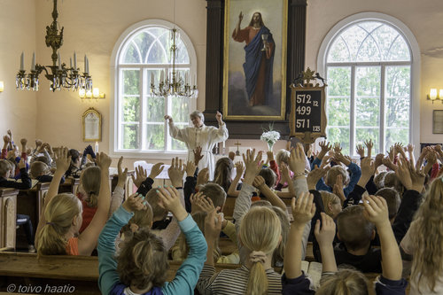 Avaa kuva isommaksi Sammatin koulun kevätkirkko 2019.
